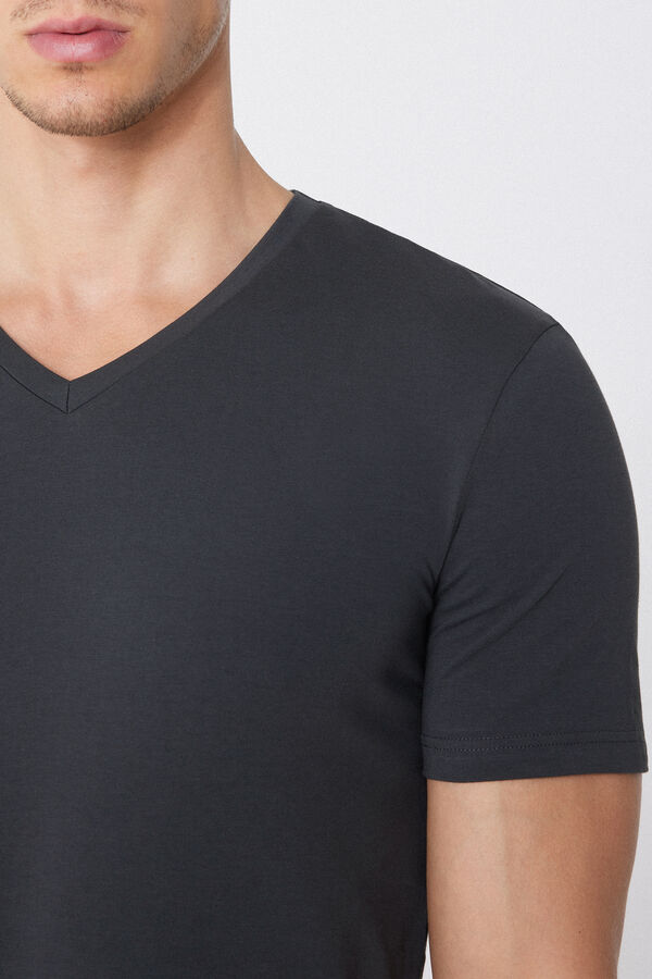 Stretch Cotton V-Neck T-Shirt  