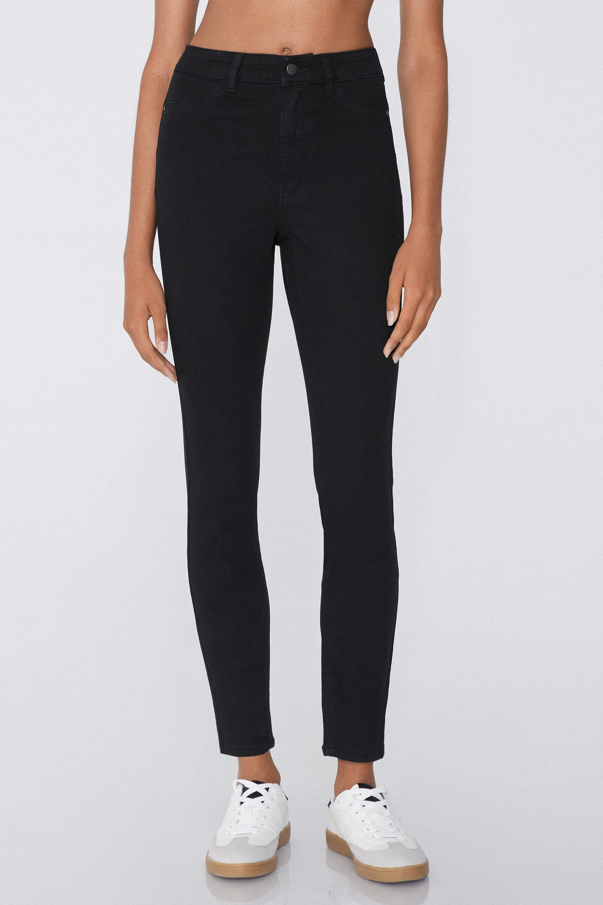 Push-Up Effect High-Waist Jeggings